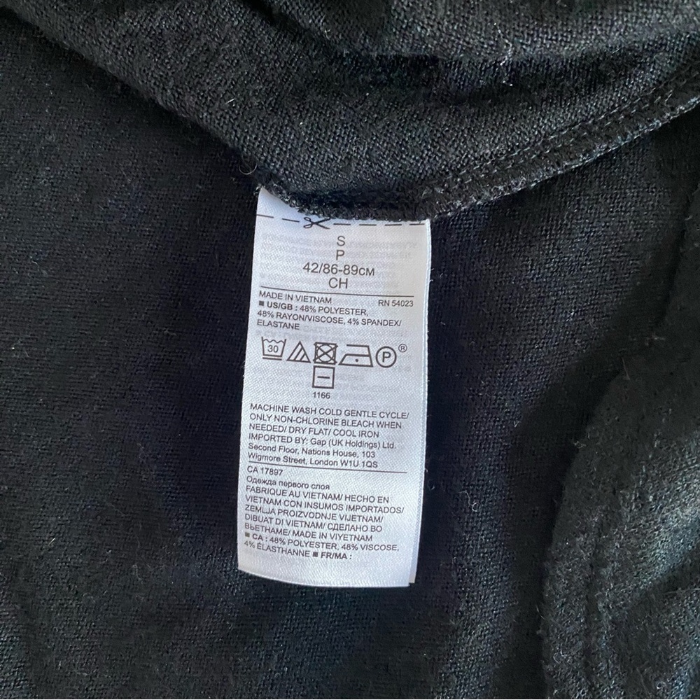 Banana Republic signature long sleeve tee black size Small - Picture 3 of 5